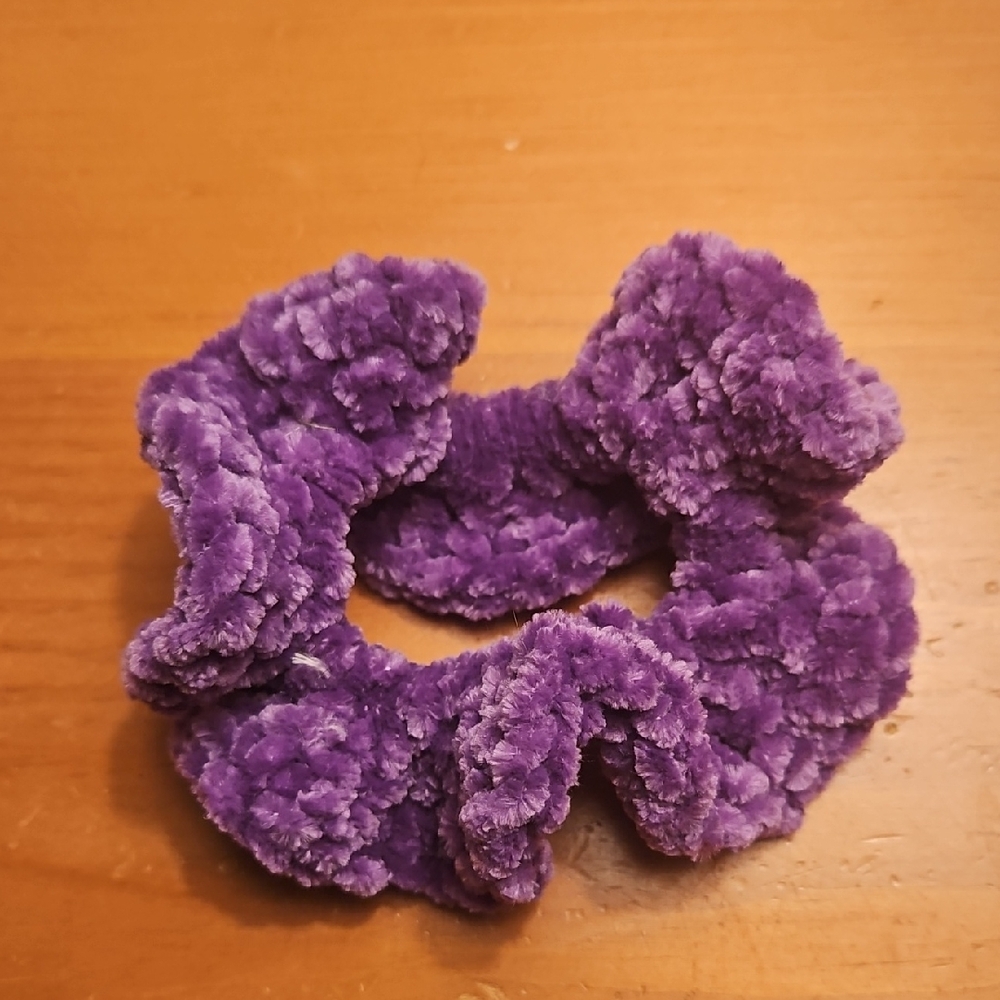🌟3/$10🌟Handcrafted Plush Purple Scrunchie